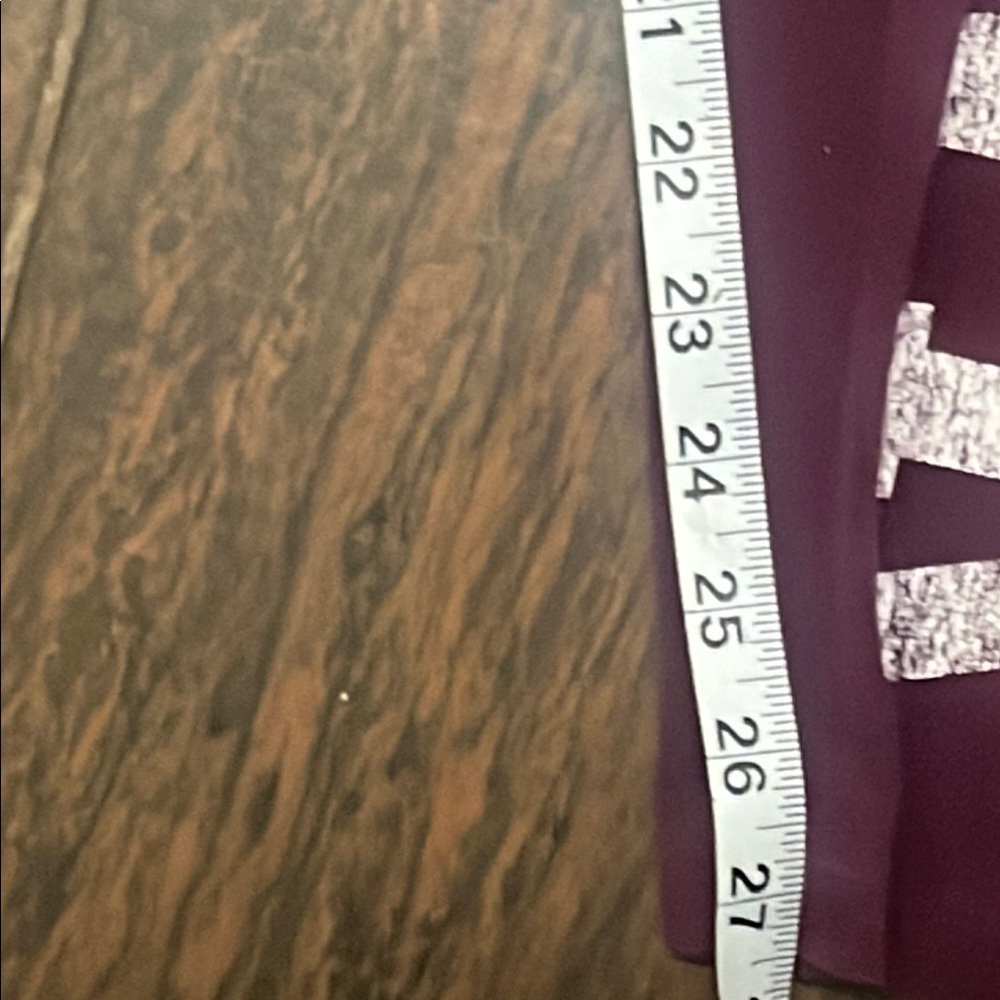 PINK Victoria's Secret Leggings - Burgundy - Picture 5 of 7